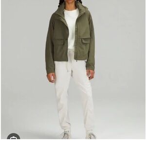 Lululemon Effortless Jacket
